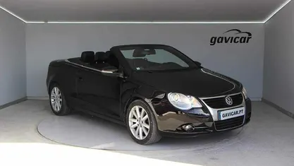 Usado VW Eos 140 HP (102 kW) 2010 Preto Cabrios
