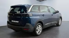 Azul Usado 2021 Peugeot 5008 Active Monovolume | € 22.990 (Preço justo)