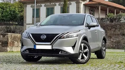 Usado Nissan Qashqai 190 HP (139 kW) 2023 Cinzento SUV