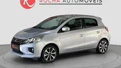 Cinza prata Usado 2023 Mitsubishi Space Star Edition | € 12.999 (Preço justo)
