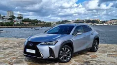 Cinza Usado 2023 Lexus UX 250h Sport Line SUV | € 46.000
