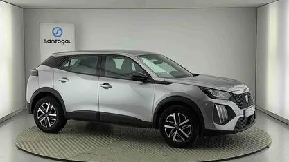 Usado Peugeot 2008 Style 102 HP (75 kW) 2025 SUV