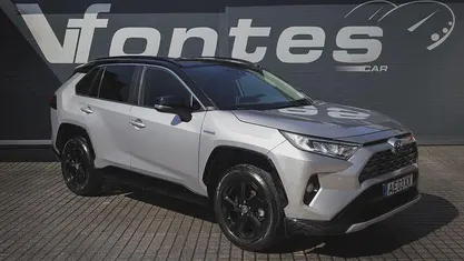 Cinza prata Usado 2021 Toyota RAV4 Hybrid SUV | € 35.980 (Preço justo)