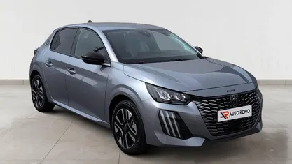 Cinzento Usado 2024 Peugeot e-208 Allure Citadino | € 28.900 (Preço justo)