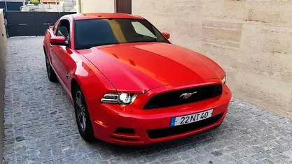 Usado Ford Mustang 310 HP (228 kW) 2013 Cabrios