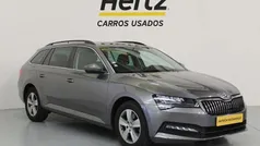 Cinza Usado 2023 Skoda Superb Ambition Sedan | € 31.890 (Preço justo)