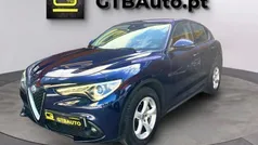 Azul Usado 2017 Alfa Romeo Stelvio SUV | € 23.499 (Super Preço)