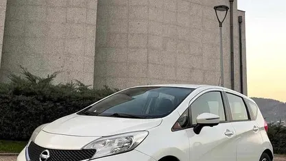 Usado Nissan Note 90 HP (66 kW) 2013 Branco Citadino