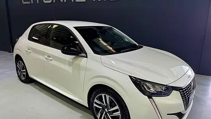 Branco Usado 2022 Peugeot 208 Citadino | € 13.500 (Bom preço)