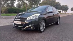Preto Usado 2017 Peugeot 208 Citadino | € 11.950 (Preço justo)
