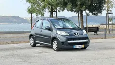 Cinzento Usado 2010 Peugeot 107 Citadino | € 3.500 (Bom preço)