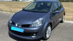 Cinza Usado 2008 Renault Clio II Dynamique Citadino | € 6.250 (Preço justo)
