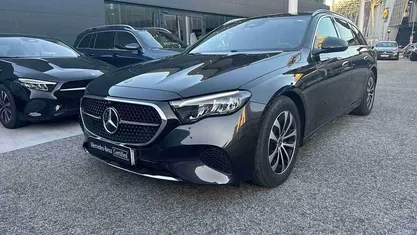 Usado Mercedes 220 197 HP (144 kW) 2024