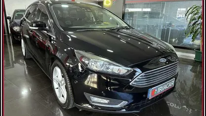 Usado Ford Focus Titanium 120 HP (88 kW) 2016 Preto Carrinha