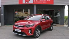 Vermelho Usado 2024 Kia Stonic SUV | € 17.900 (Preço justo)