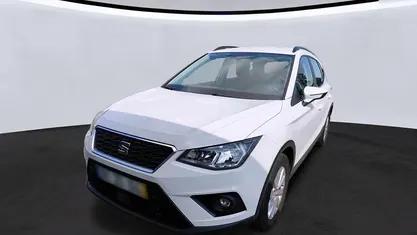 Branco Usado 2019 Seat Arona SUV | € 14.890 (Preço justo)