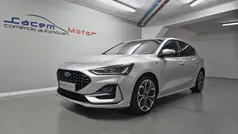 Cinza Usado 2023 Ford Focus ST-Line | € 19.990 (Preço justo)