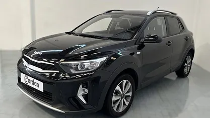 Usado Kia Stonic 84 HP (61 kW) 2025 SUV