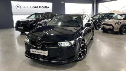 Usado Opel Astra Elegance 181 HP (133 kW) 2023