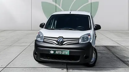 Usado Renault Kangoo Business 90 HP (66 kW) 2018 Branco Monovolume
