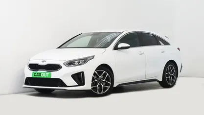 Usado Kia ProCeed 120 HP (88 kW) 2022 Branco Carrinha