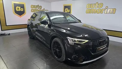 Usado Audi e-tron S-Line 300 kW (408 HP) 2023 Preto SUV