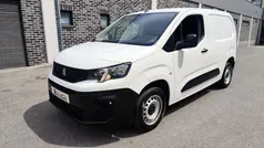 Branco Usado 2021 Peugeot Partner Monovolume | € 13.980 (Bom preço)