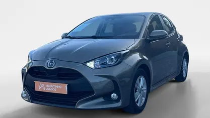 Verde Usado 2024 Mazda 2 Sedan | € 21.836 (Preço justo)