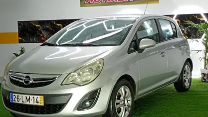 Usado Opel Corsa Enjoy 85 HP (62 kW) 2011 Citadino