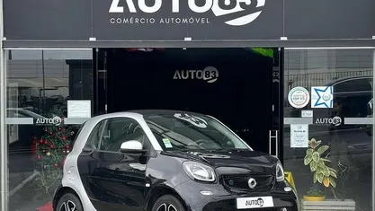 Preto Usado 2020 Smart ForTwo Electric Drive | € 11.490 (Preço justo)