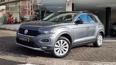 Cinzento Usado 2022 VW T-Roc SUV | € 21.950 (Preço justo)