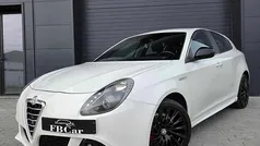 Branco Usado 2011 Alfa Romeo Giulietta | € 9.490 (Preço justo)