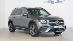 Cinza Usado 2021 Mercedes GLB200 AMG line SUV | € 43.900 (Preço justo)