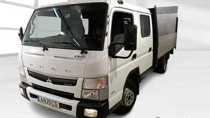 Usado 2021 Mitsubishi Canter Sedan | € 38.900 (Preço justo)