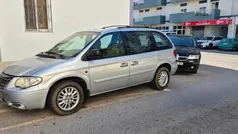 Cinzento Usado 2007 Chrysler Voyager Monovolume | € 6.000