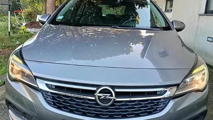 Cinzento Usado 2017 Opel Astra Carrinha | € 11.000 (Preço justo)