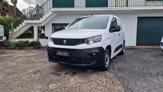 Branco Usado 2022 Peugeot Partner Monovolume | € 11.790 (Bom preço)