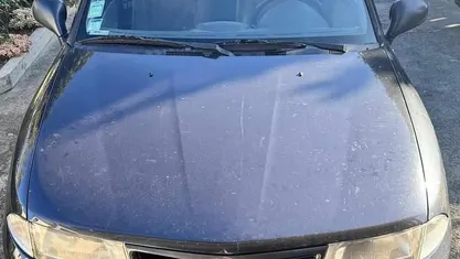 Usado Mitsubishi Carisma 90 HP (66 kW) 1997 Sedan