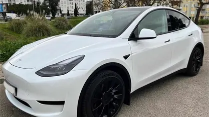 Usado Tesla Model Y 239 kW (325 HP) 2023 Branco SUV