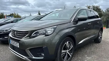 Usado Peugeot 5008 130 HP (95 kW) 2019 Monovolume