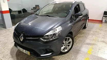 Usado Renault Clio IV 90 HP (66 kW) 2018 Antracite Carrinha