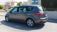 Cinzento Usado 2013 Ford S-MAX S Monovolume | € 11.950 (Bom preço)