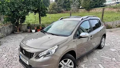 Usado Peugeot 2008 110 HP (80 kW) 2017 SUV
