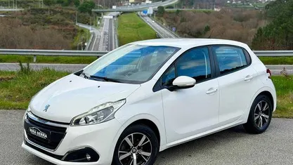 Usado Peugeot 208 Style 82 HP (60 kW) 2019 Branco Citadino