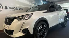 Branco (metalizado) Usado 2023 Peugeot 2008 GT SUV | € 21.500 (Preço justo)