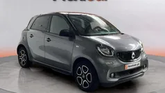 Cinzento Usado 2018 Smart ForFour Electric Drive Passion | € 9.990 (Preço justo)