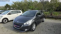 Cinza Usado 2012 Peugeot 208 Citadino | € 8.500 (Preço justo)