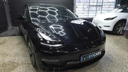 Usado Tesla Model 3 350 kW (476 HP) 2021 Sedan