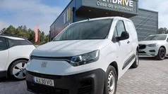 Branco Usado 2023 Fiat Doblò Monovolume | € 16.999 (Preço justo)