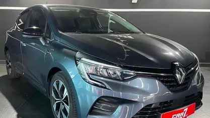 Usado 2021 Renault Clio V Evolution | € 14.500 (Preço justo)